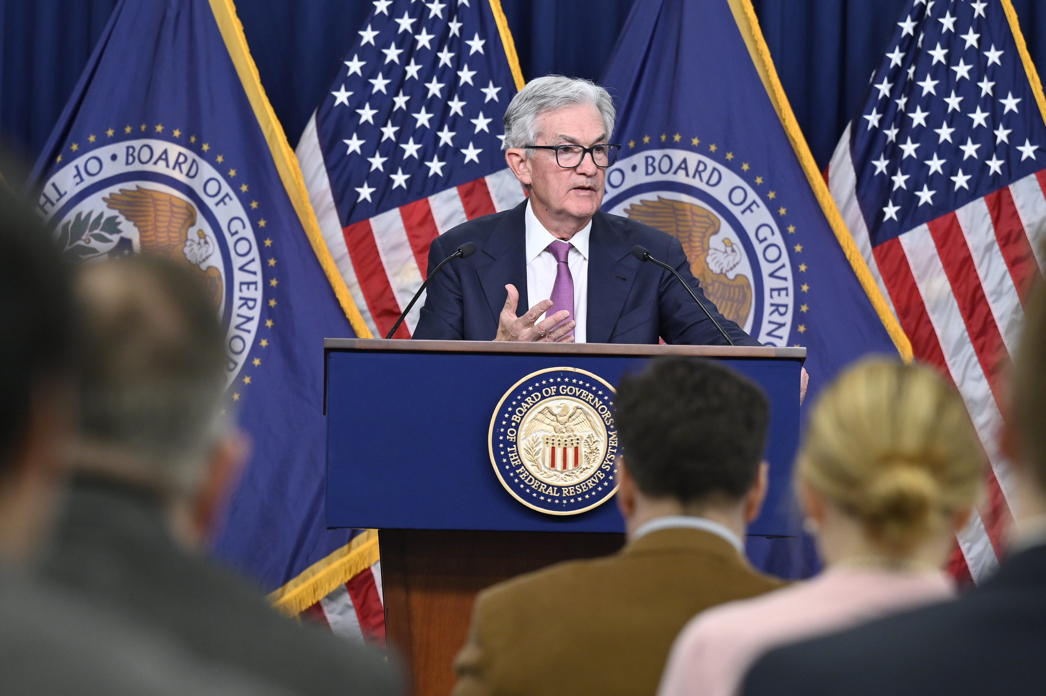 Fed’s Cautious Stance Eases Market Jitters Amid Tariff Uncertainty - MarketsAll