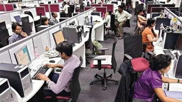 India Services Sector Continues Strong Expansion in August: PMI Report - MarketsAll