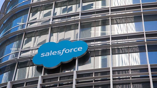Salesforce Stock Receives a Lift from Wall Street – Is the Cloud Sector on the Rise Again? - MarketsAll
